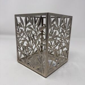 Bath & Body Works 5.25" Vine Leaf Branch 3 Wick Square Candle Holder Silver